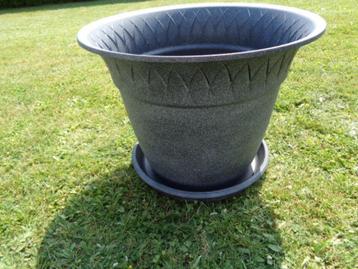 Pot pour plante + soucoupe. GROFILLEX" beschikbaar voor biedingen