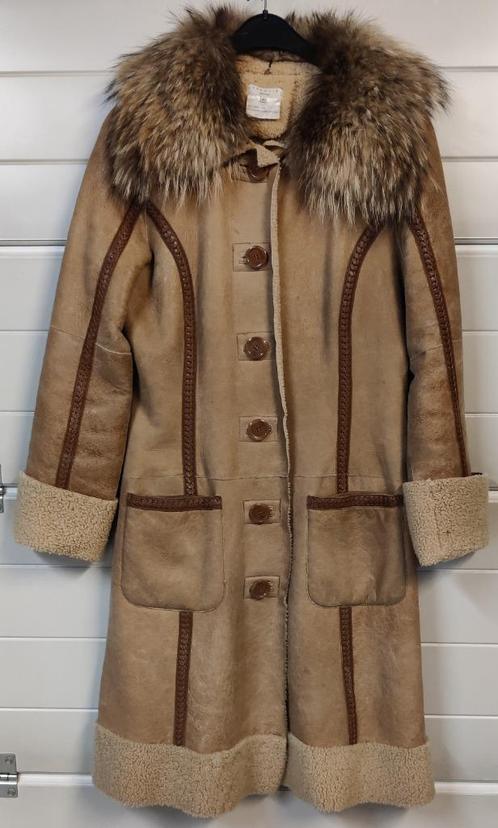 Manteau d'hiver pour femme - peau de mouton véritable, Vêtements | Femmes, Vestes | Hiver, Porté, Taille 42/44 (L), Beige, Enlèvement ou Envoi