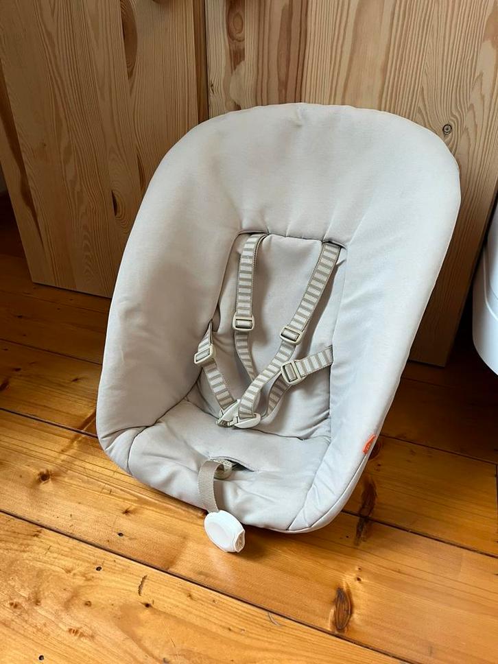 Stokke Tripp Trapp Newborn Set – comfortabel & veilig, Enfants & Bébés, Chaises pour enfants, Comme neuf, Enlèvement