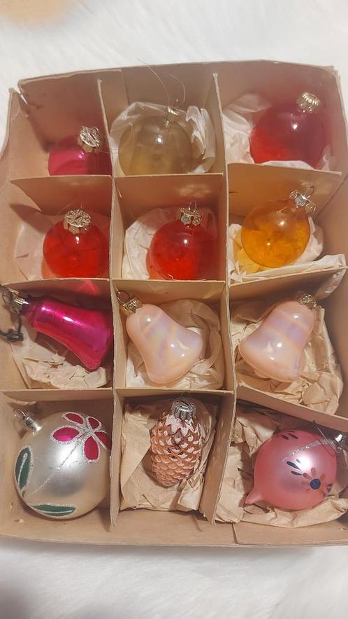Set van 12 oude, glazen kerstballen/kerstornamenten, Diversen, Kerst, Zo goed als nieuw, Ophalen of Verzenden