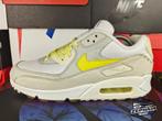 Nike Air Max 90 'Mixtape Side A' EU43 2019, Kleding | Heren, Schoenen, Wit, Nike, Ophalen of Verzenden, Sneakers