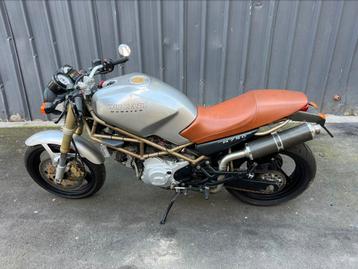 Monster 750 1ste eig 10000km, alle facturen  beschikbaar voor biedingen