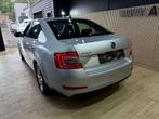 Skoda Octavia 1.2 TSI Elegance * GAR 12 MOIS * 1ER PROP 12-2, Auto's, Skoda, Euro 5, Gebruikt, Zwart, 4 cilinders