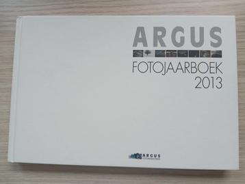 Argus fotojaarboek 2013 beschikbaar voor biedingen