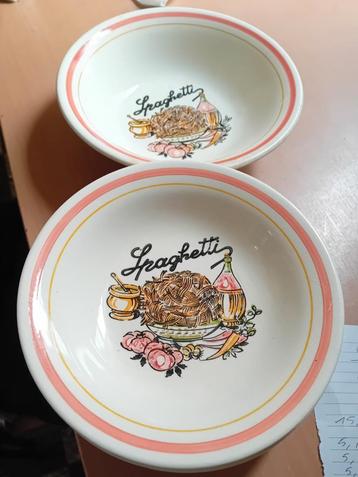 Service à spaghetti, Neuf, Assiettes(s), Enlèvement ou Envoi, Autres matériaux
