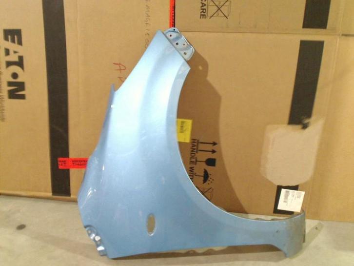 SPATBORD RECHTS VOOR Opel Agila (B) (01-2008/10-2014), Auto-onderdelen, Carrosserie, Spatbord, Opel, Voor, Rechts, Gebruikt