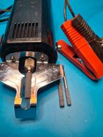 Affuteuse de chaine tronçonneuse , sur terrain 12 v, Tuin en Terras, Hand-tuingereedschap, Ophalen, Zo goed als nieuw, Overige soorten