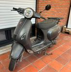 GTS Toscana EFI 50cc, Fietsen en Brommers, Ophalen