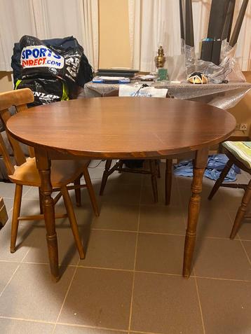 Table ronde & 4 chaises, Enlèvement, Comme neuf