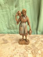 Beeldje van boerinnetje (16-17cm hoog), Verzamelen, Ophalen, Gebruikt, Mens