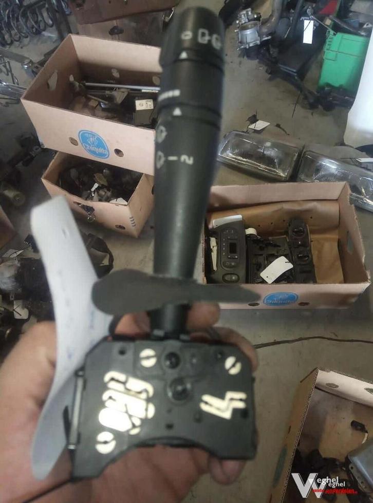 Renault scenic ruitenwisserschakelaar, Auto-onderdelen, Dashboard en Schakelaars, Gebruikt, Ophalen of Verzenden