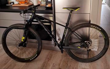 Vtt scott scale M  29’, Enlèvement, Comme neuf