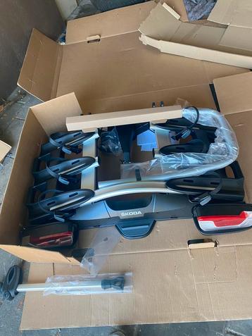 NIEUW Thule coach 276 60kilo kantelbaar, Autos : Divers, Porte-vélos, Enlèvement, Comme neuf