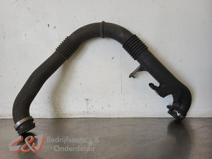 Aanzuigslang Lucht van een Renault Trafic, Auto-onderdelen, Motor en Toebehoren, Renault, Gebruikt, 3 maanden garantie, Ophalen of Verzenden