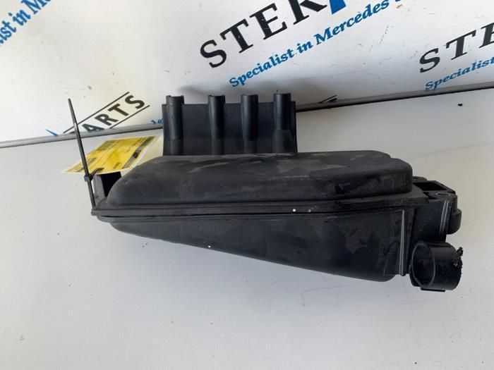 Vacuum tank van een Mercedes C-Klasse, Auto-onderdelen, Overige Auto-onderdelen, Mercedes-Benz, Gebruikt, 3 maanden garantie, Ophalen of Verzenden