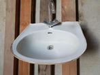 Lavabo avec robinet, 60 x 47 cm, Bricolage & Construction, Sanitaire, Pierre, Lavabo, Utilisé, Enlèvement ou Envoi