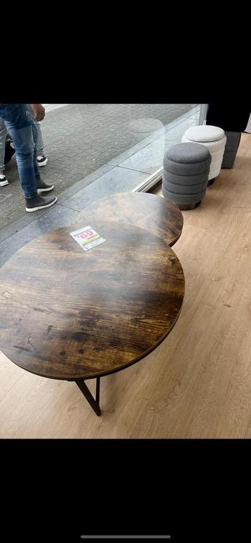 Nieuwe houten salontafel – nog in de doos! (Gekocht aan €69) beschikbaar voor biedingen