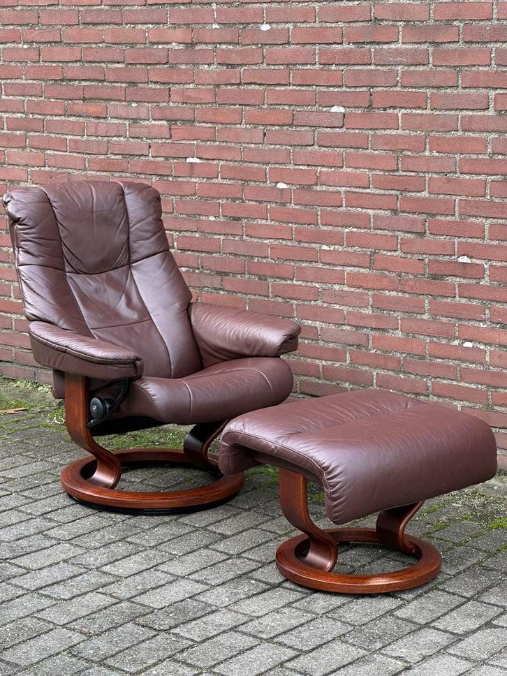 Mooie Stressless Mayfair relaxfauteuil met voetbank, Huis en Inrichting, Fauteuils, Zo goed als nieuw, Ophalen