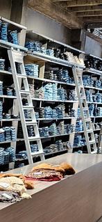 Stellingladder aluminium verrijdbaar 8 treden., Ophalen, Zo goed als nieuw