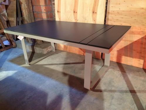 tuintafel (2 stuks beschikbaar), Tuin en Terras, Tuintafels, Nieuw, Rechthoekig, Aluminium, Ophalen