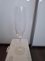 Zes Champagne Glazen, Ophalen