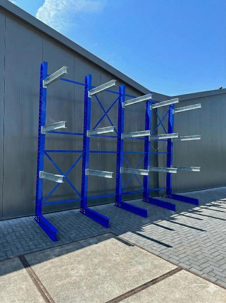 Nouveaux rayonnages en porte-à-faux, directement en stock !, Articles professionnels, Aménagement de Bureau & Magasin | Entrepôt, Rayonnage & Stockage