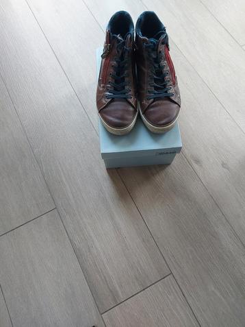 Sportschoenen  Mustang beschikbaar voor biedingen