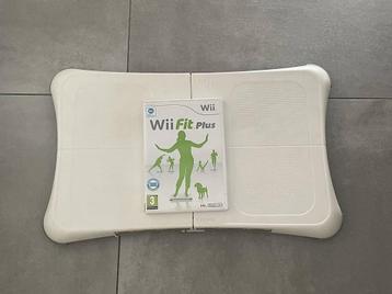 Nintendo Wii Fit Balansbord + Wii Fit-spel beschikbaar voor biedingen