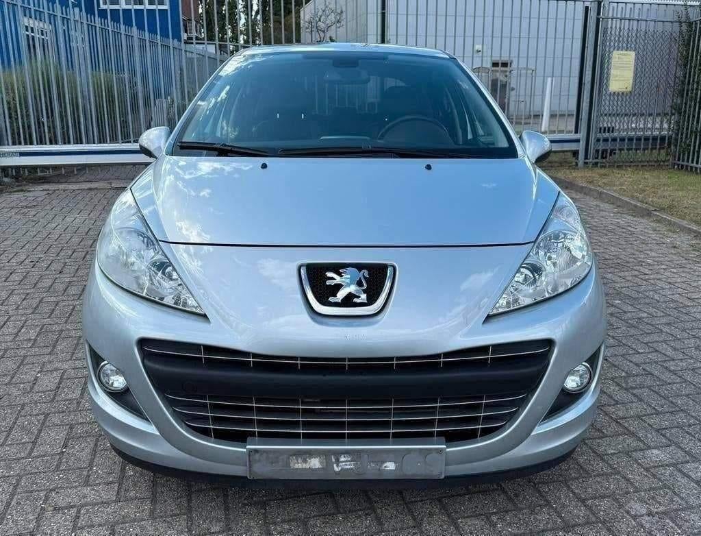 PEUGEOT 207 / 1.6 BENZINE /  AIRCO / LEZ OK, Auto's, Voorwielaandrijving, Zwart, 4 cilinders, 1600 cc