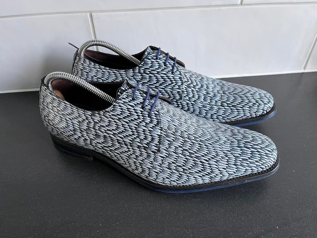 Floris van Bommel herenschoenen 8.5 / 42.5 amper gedragen, Kleding | Heren, Schoenen, Zo goed als nieuw, Veterschoenen, Overige kleuren