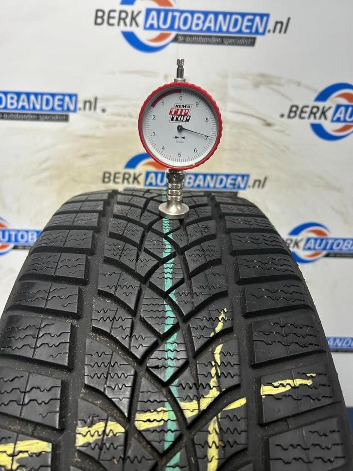 2x Goodyear Ultragrip Performance 205/45 R18 90H 205/45/18 2, Auto-onderdelen, Banden en Velgen, Band(en), Winterbanden, 18 inch