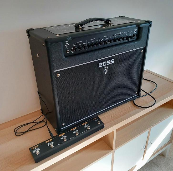 Boss Katana Artist MKII 100 watts combo ampli guitare, Musique & Instruments, Amplis | Basse & Guitare, Comme neuf, Guitare, 100 watts ou plus