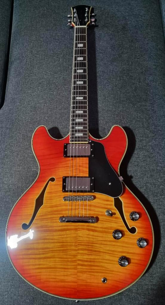 SIRE LARRY CARLTON H7 CS, Musique & Instruments, Instruments à corde | Guitares | Électriques, Neuf, Hollow body, Autres marques