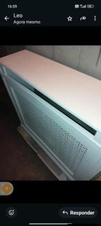 Nette witte radiatorombouw / radiatorkast, Enlèvement