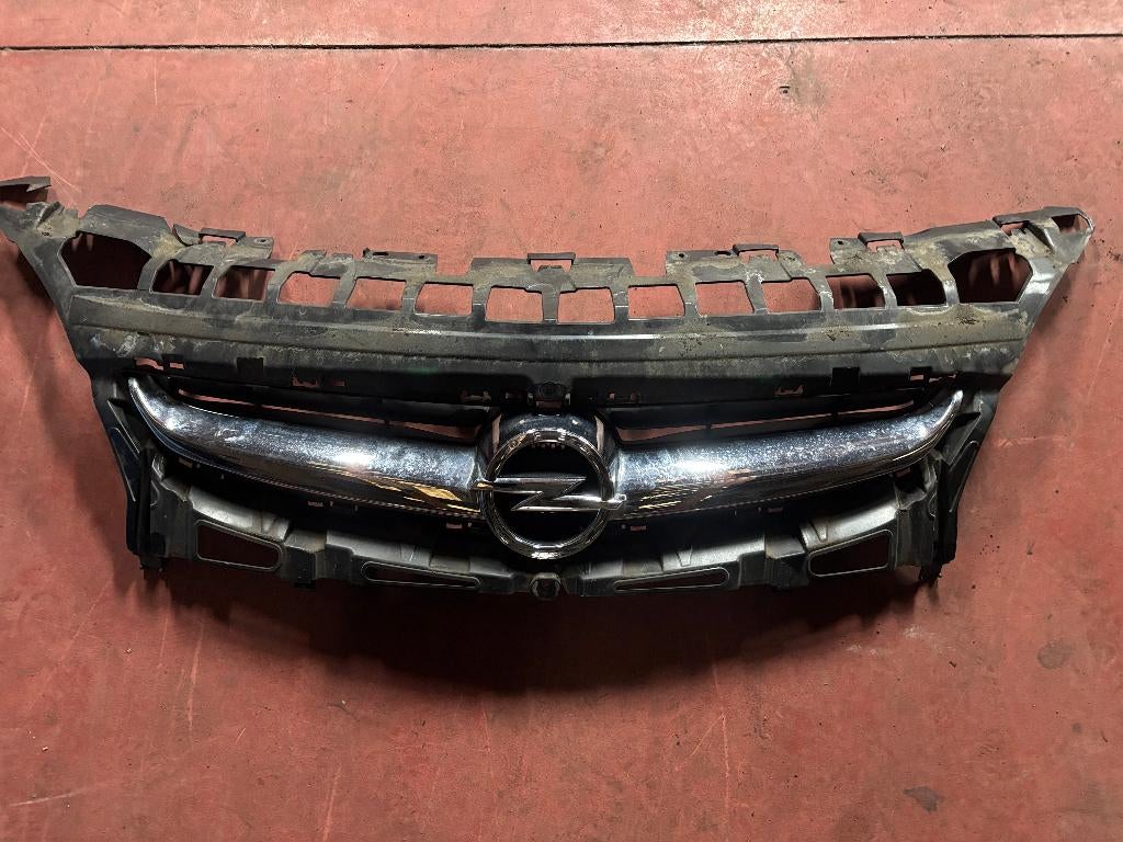 CALANDRE OPEL ASTRA J PHASE 2, Pare-chocs, RUE BRIGADE PIRON 307, Enlèvement, Utilisé