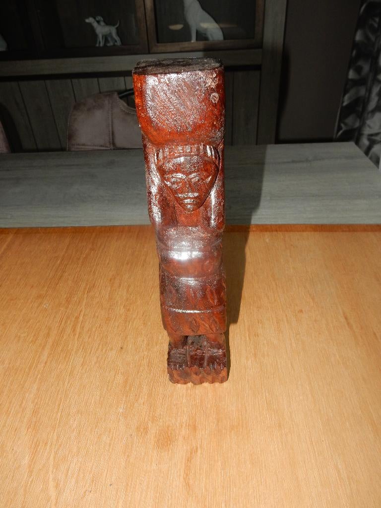 nr.18 - Houten totem, Ophalen, Hout, Beeld