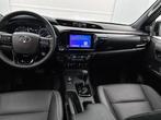 Toyota Hilux 2.8 D-4D MHEV Double Cab Aut Invincible, Auto's, Automaat, 4 deurs, Stof, Gebruikt