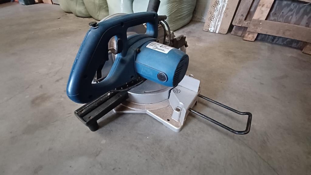 verstekzaag, Doe-het-zelf en Bouw, Gereedschap | Zaagmachines, Ophalen, Gebruikt, Afkortzaag, Powerplus