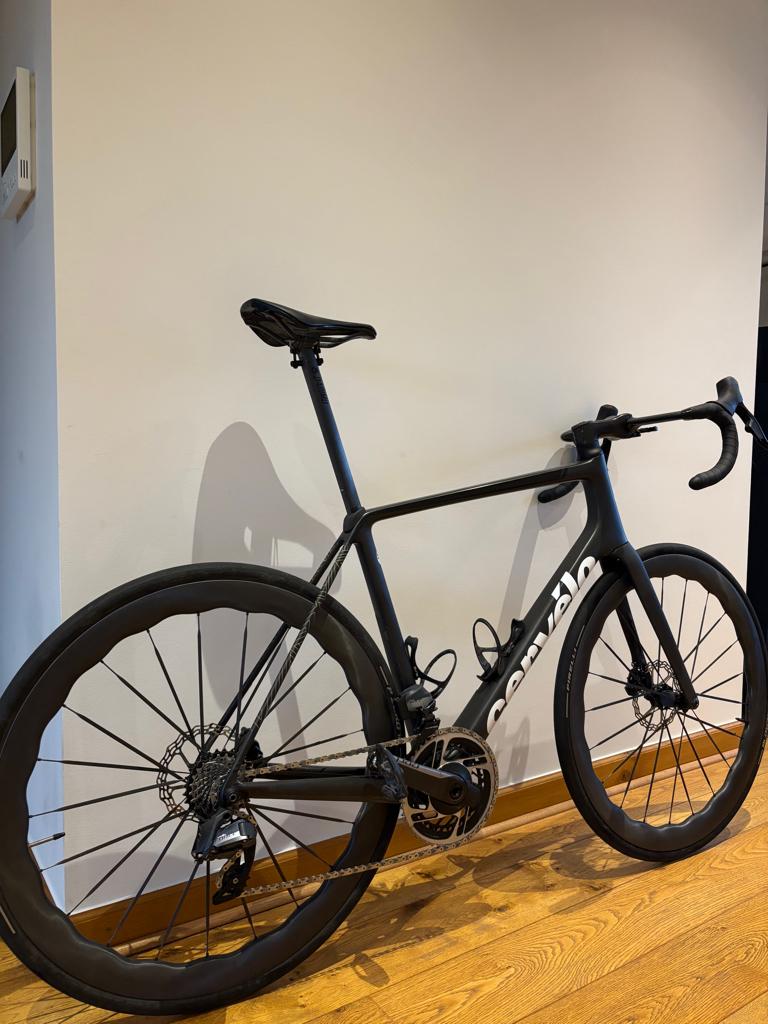 Cervélo R5 Five Black (2022) 58, Vélos & Vélomoteurs, 57 à 61 cm, Enlèvement, Utilisé, Frein à disque
