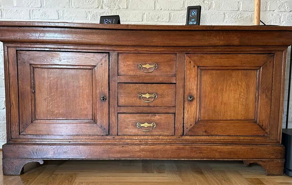 Antieken buffetkast/dressoir, Ophalen, Gebruikt