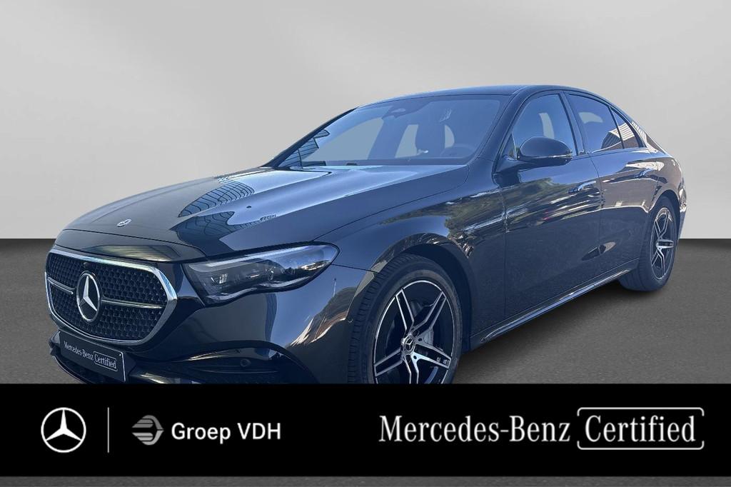 Mercedes-Benz Cars E-Klasse 200 AMG Line, Auto's, Mercedes-Benz, Automaat, 4 deurs, Gebruikt, 4 cilinders