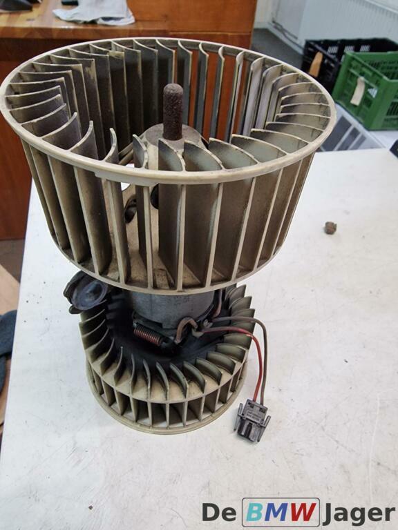 Kachelmotor BMW 5-7 serie E32 E34 64111388175, Auto-onderdelen, Gebruikt, Ophalen of Verzenden, BMW, BMW