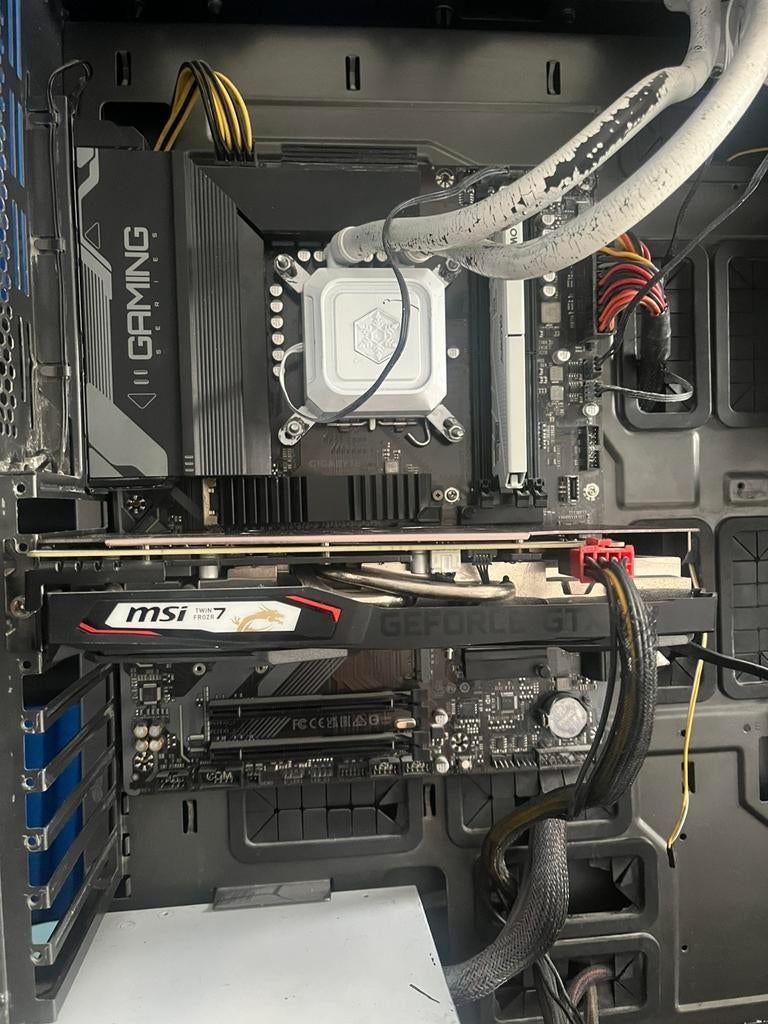 Gaming pc, Ophalen of Verzenden, Zo goed als nieuw