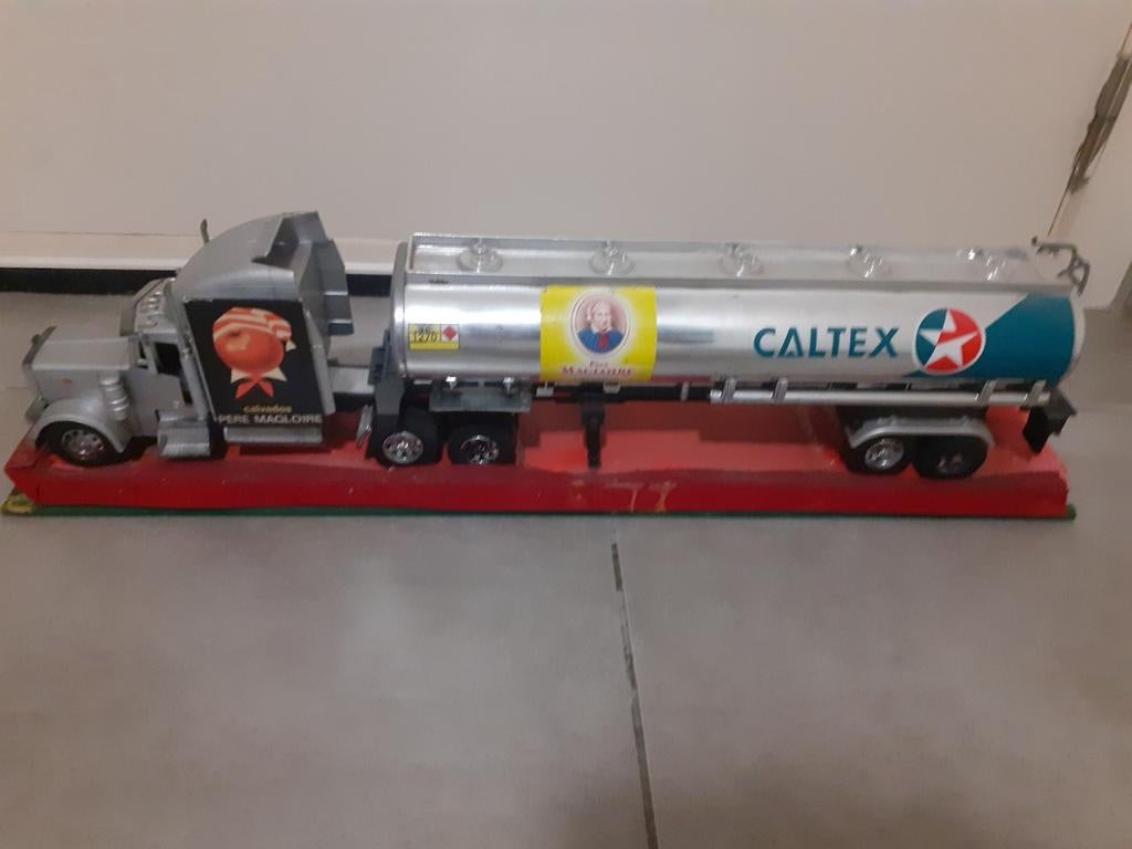 Camion français..., Collections, Marques & Objets publicitaires, Enlèvement, Utilisé, Autres types