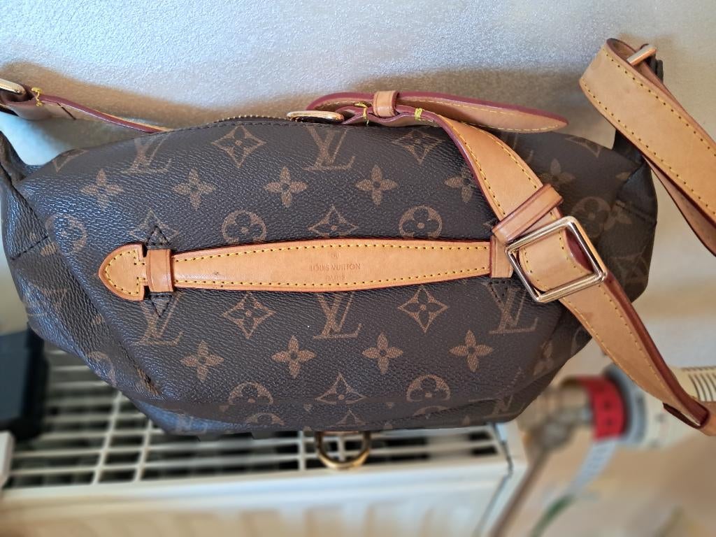 Sac louis Vuitton, Bijoux, Sacs & Beauté, Sacs | Sacs à bandoulière, Autres marques, Cuir, Brun, Utilisé
