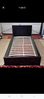 1pers bed, Huis en Inrichting, Ophalen, Zwart