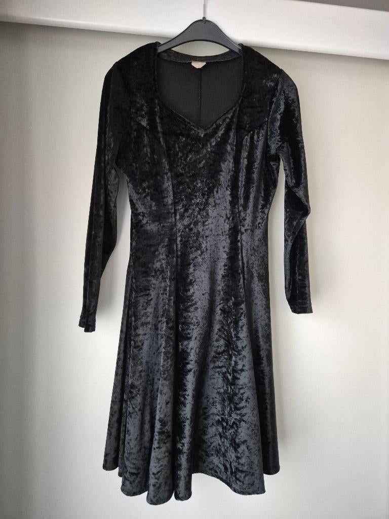 Zwart dames jurk maat m, Kleding | Dames, Jurken, Ophalen of Verzenden, Zo goed als nieuw, Maat 38/40 (M), Zwart