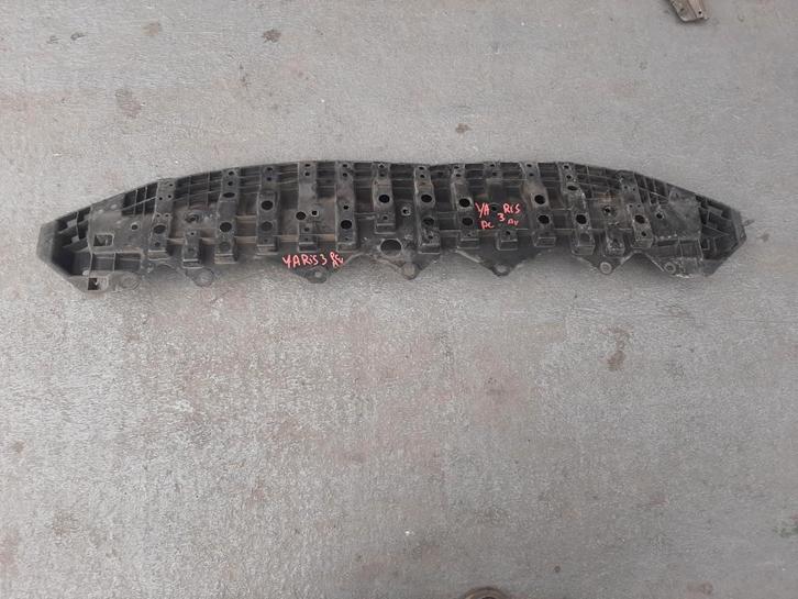 Deflecteur cache sous pare choc TOYOTA YARIS 3, Autos : Pièces & Accessoires, Carrosserie & Tôlerie, Toyota, Avant, Enlèvement