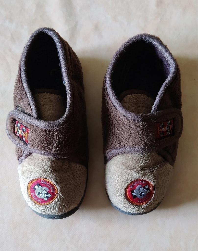 Pantoffels maat 28., Ophalen, Zo goed als nieuw