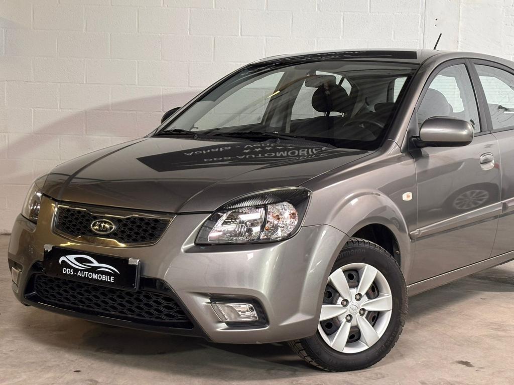 *** Kiar rio Garantie 12 mois, Autos, Kia, Argent ou Gris, Achat, Entreprise, Garantie prolongée